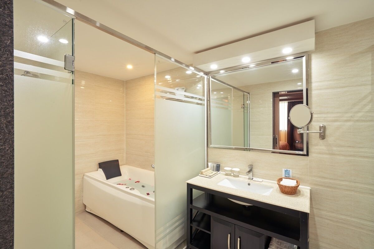 royal suite | bathroom | hair dryer, bathrobes, slippers, bidet