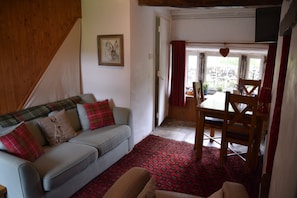 Lounge - Sweetbriar Cottage B&B and Camping (Skipton)