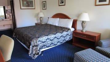 Queen Suite | Blackout curtains, free WiFi, bed sheets