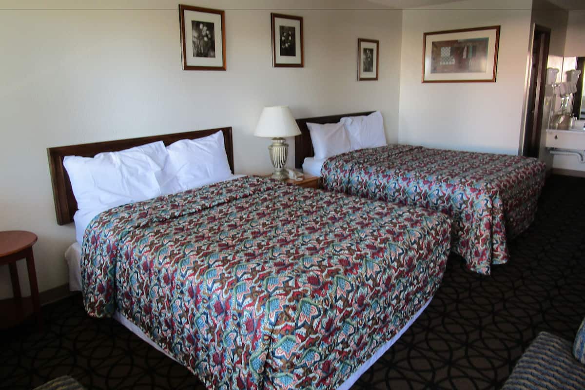 Deluxe Room, 2 Queen Beds | Blackout drapes, WiFi (free), bed sheets