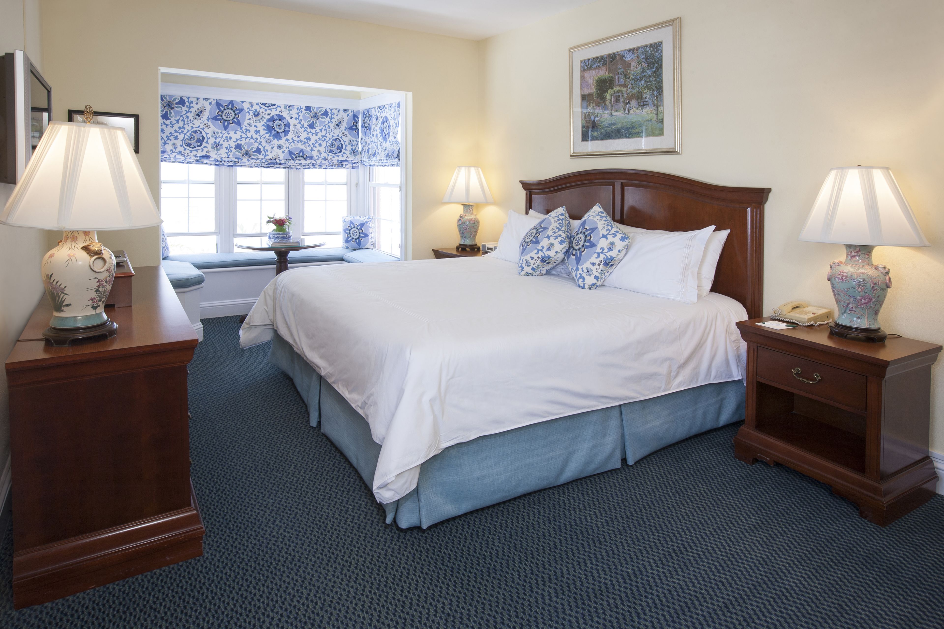 Superior suite (Mini) | Luxe beddengoed, een kluis op de kamer, individueel gedecoreerd