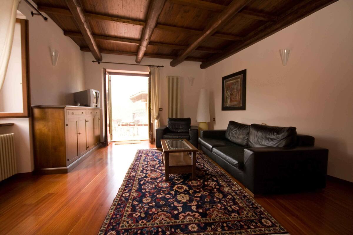 Apartment, 1 Bedroom | Living room