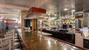 Bar (en la propiedad)