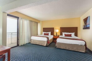 In-room safe, laptop workspace, blackout drapes, iron/ironing board