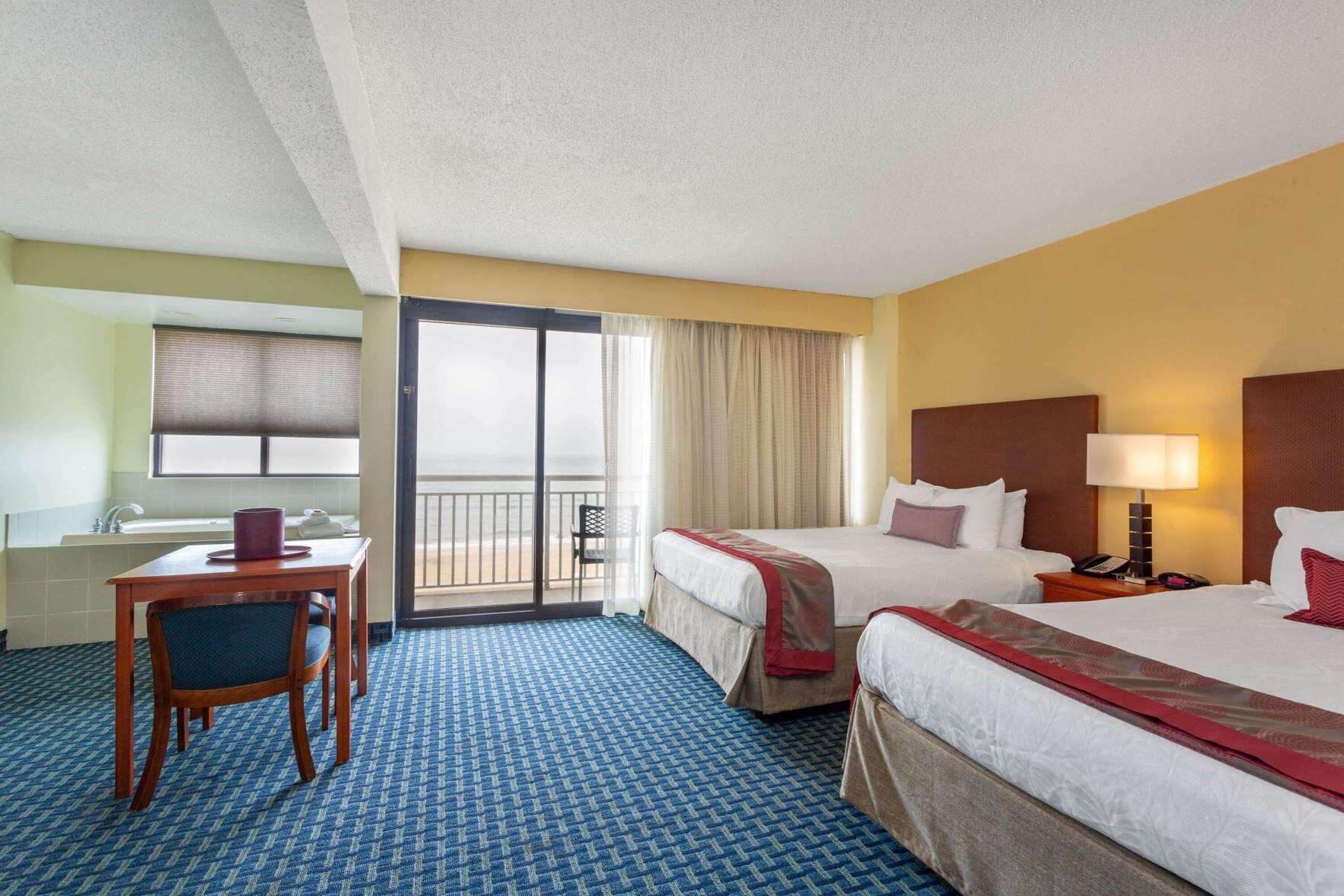 In-room safe, laptop workspace, blackout drapes, iron/ironing board