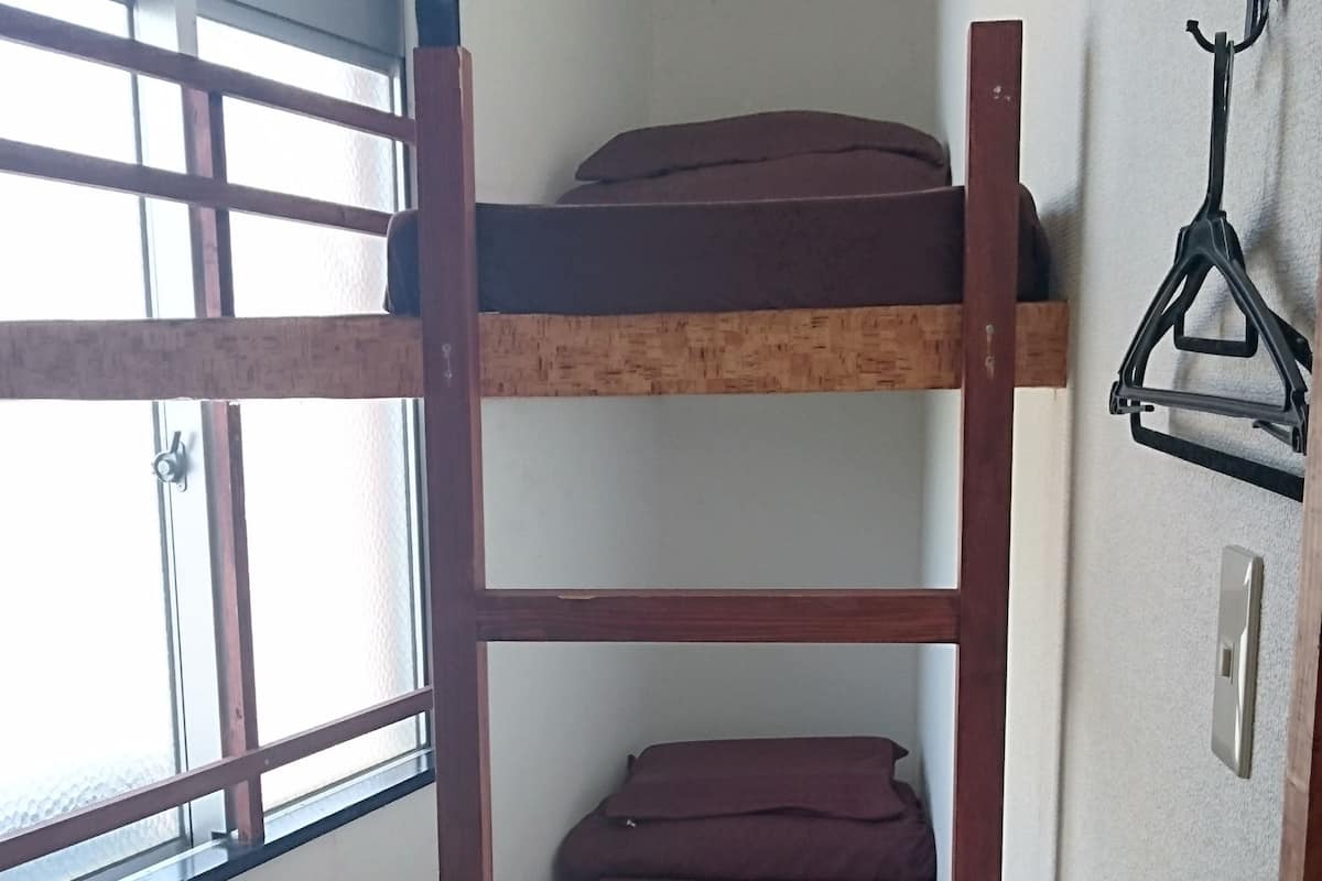 Economy-Zweibettzimmer, Nichtraucher, Gemeinschaftsbad