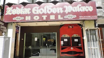 Pemandangan dari hartanah