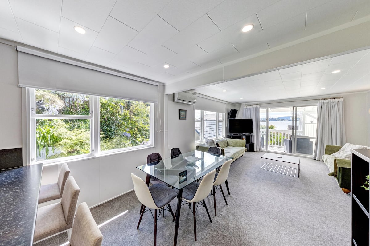 Family 3 Bedroom Apartment | Living area