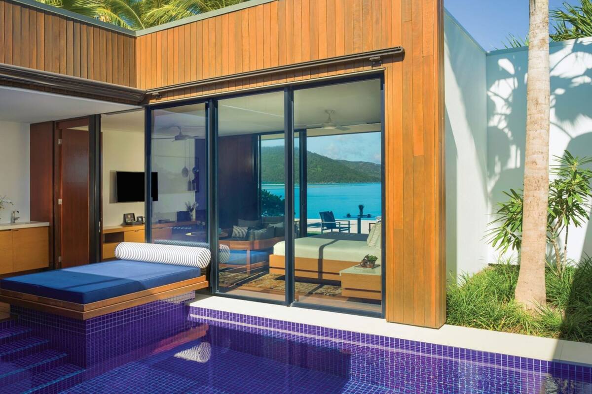 Villa, 1 Katil Raja (King), Beachfront (Pool, Adults Only) | Peralatan tempat tidur premium, gebar bulu kapas, tilam berlapik