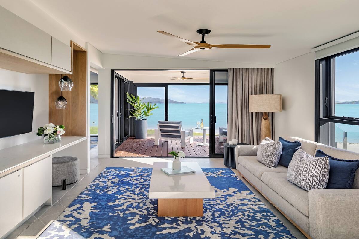 Suite, 1 Bedroom, Beachfront (Pavilion, Adults Only) | Kemudahan bilik
