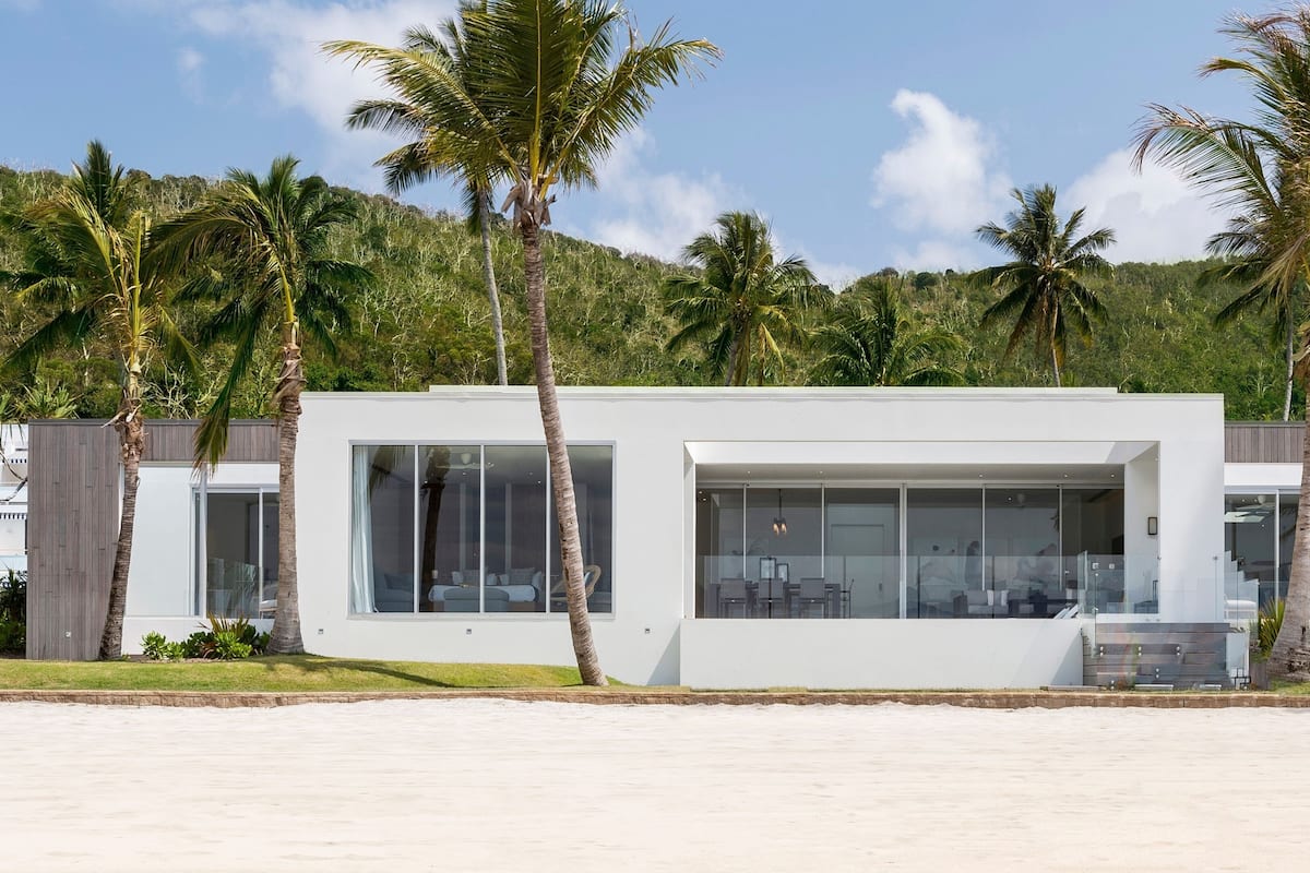 House, 3 Bedrooms (Hayman Beach) | Premium bedding, down comforters, pillowtop beds, minibar