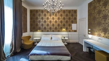 Master Room | 高級寝具、ミニバー、セーフティボックス (室内)、客室ごとに異なる装飾