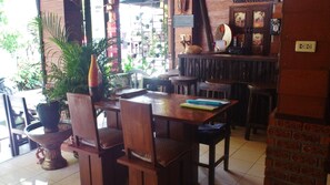 Baari (majoituspaikassa)