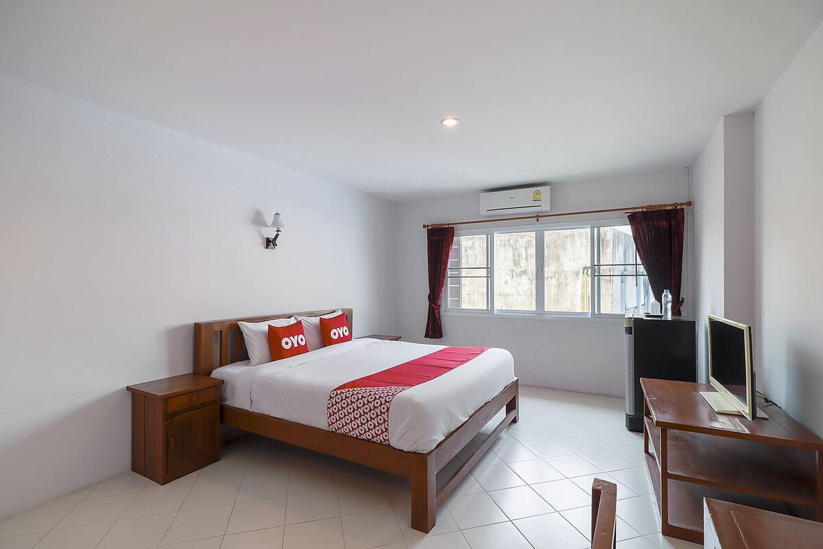 Standard Double Room | 1 bedroom, desk, free WiFi, bed sheets