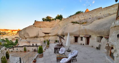 Grand Cave Suites