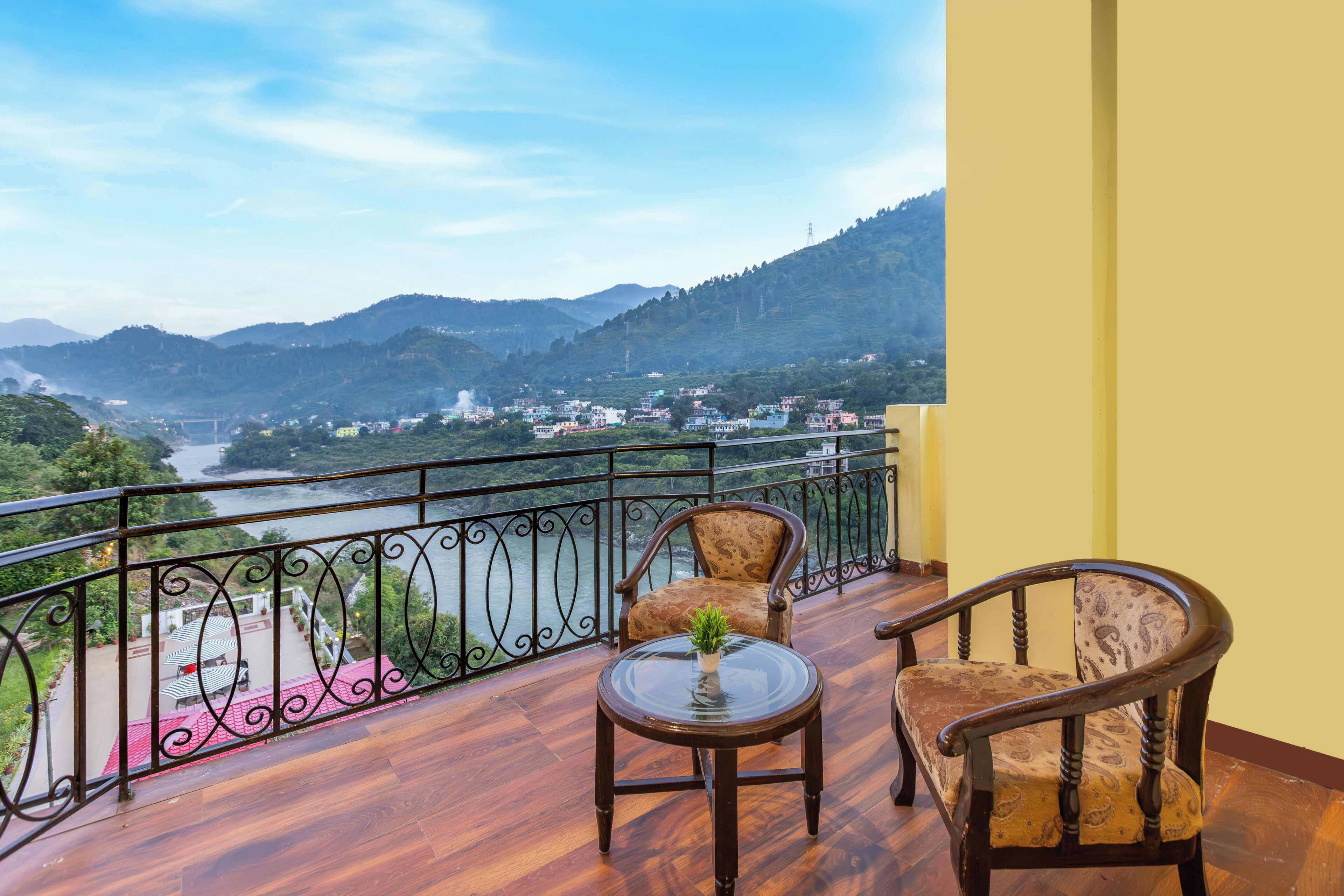 Superior Double Room, 1 Queen Bed, Balcony, Mountain View | Balcony view