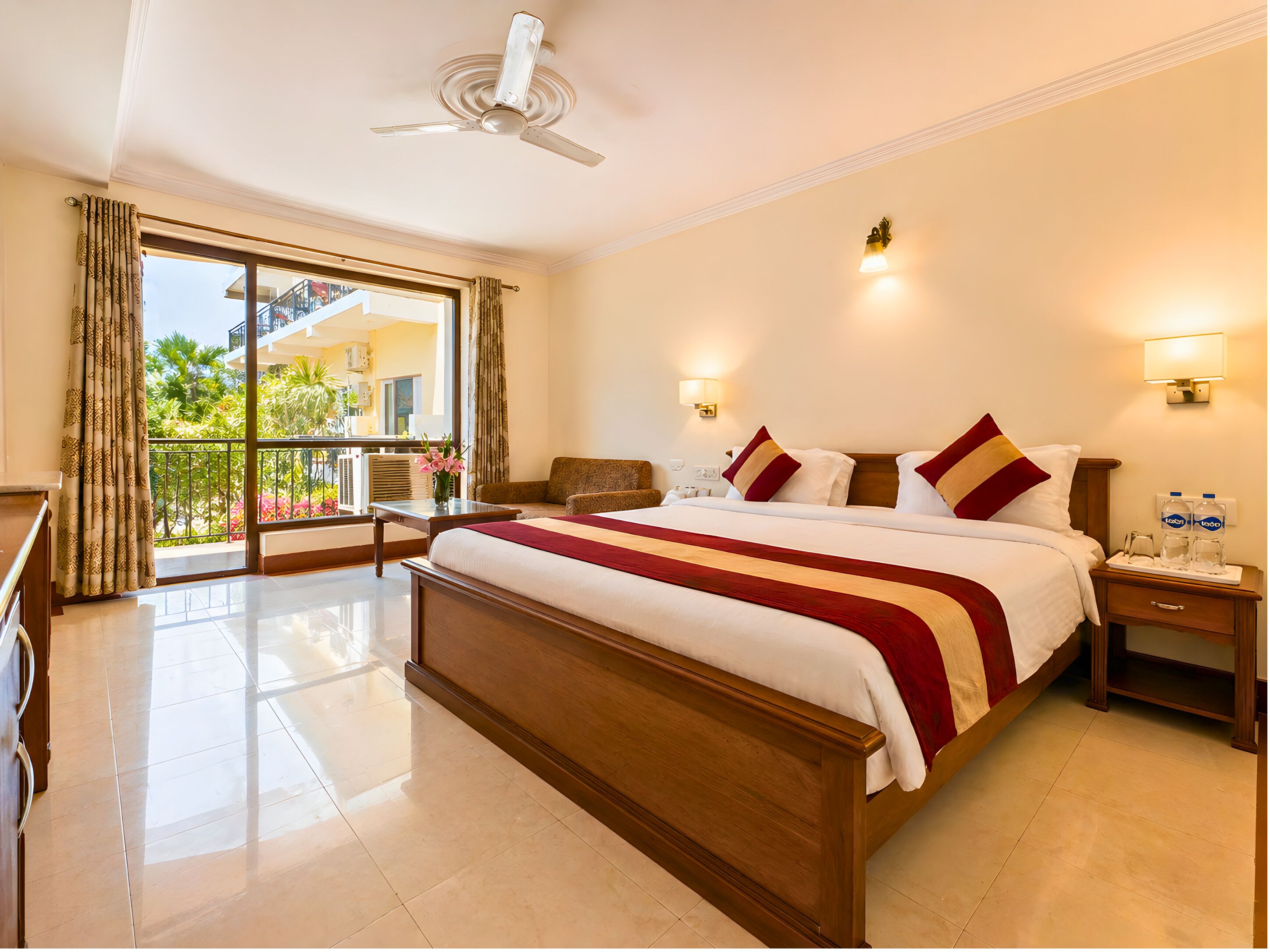 Deluxe Room | Individually decorated, individually furnished, bed sheets