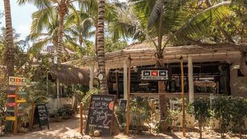 Desayuno a la carta incluido todos los días