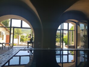Sauna, Whirlpool, Körperbehandlungen, Gesichtsbehandlungen, Reflexologie