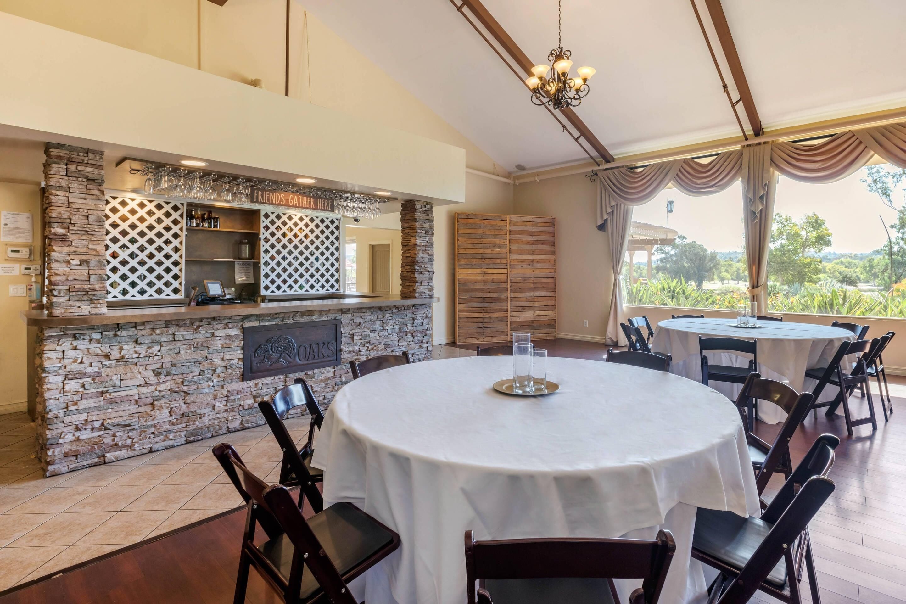 Photo - Carlton Oaks Lodge, an Ascend Collection Hotel
