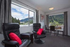 Studio, vue baie | Vue sur les montagnes