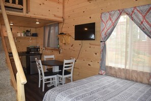 Standard Cabin | Free WiFi, bed sheets - Drift Lodge & Fly Shop (Island Park)