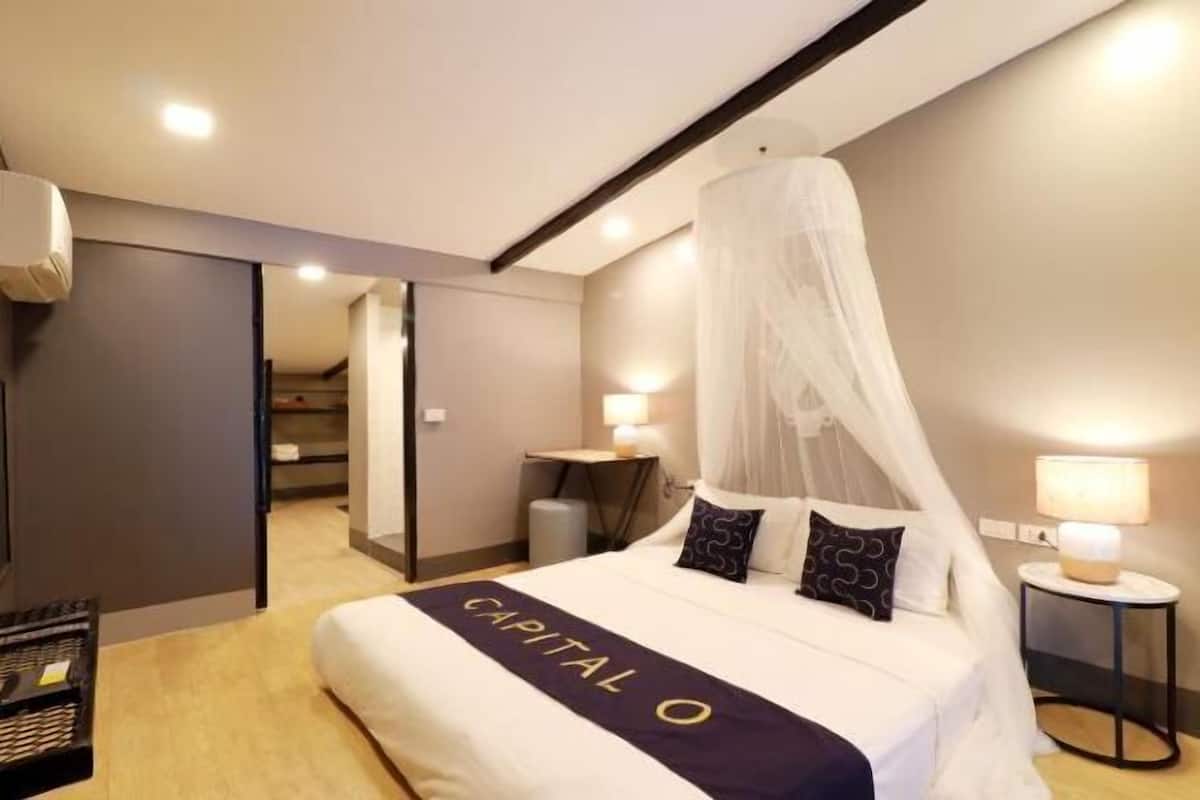 1 bedroom, desk, free WiFi, bed sheets
