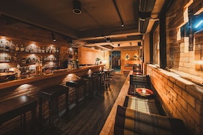 Bar (in der Unterkunft)