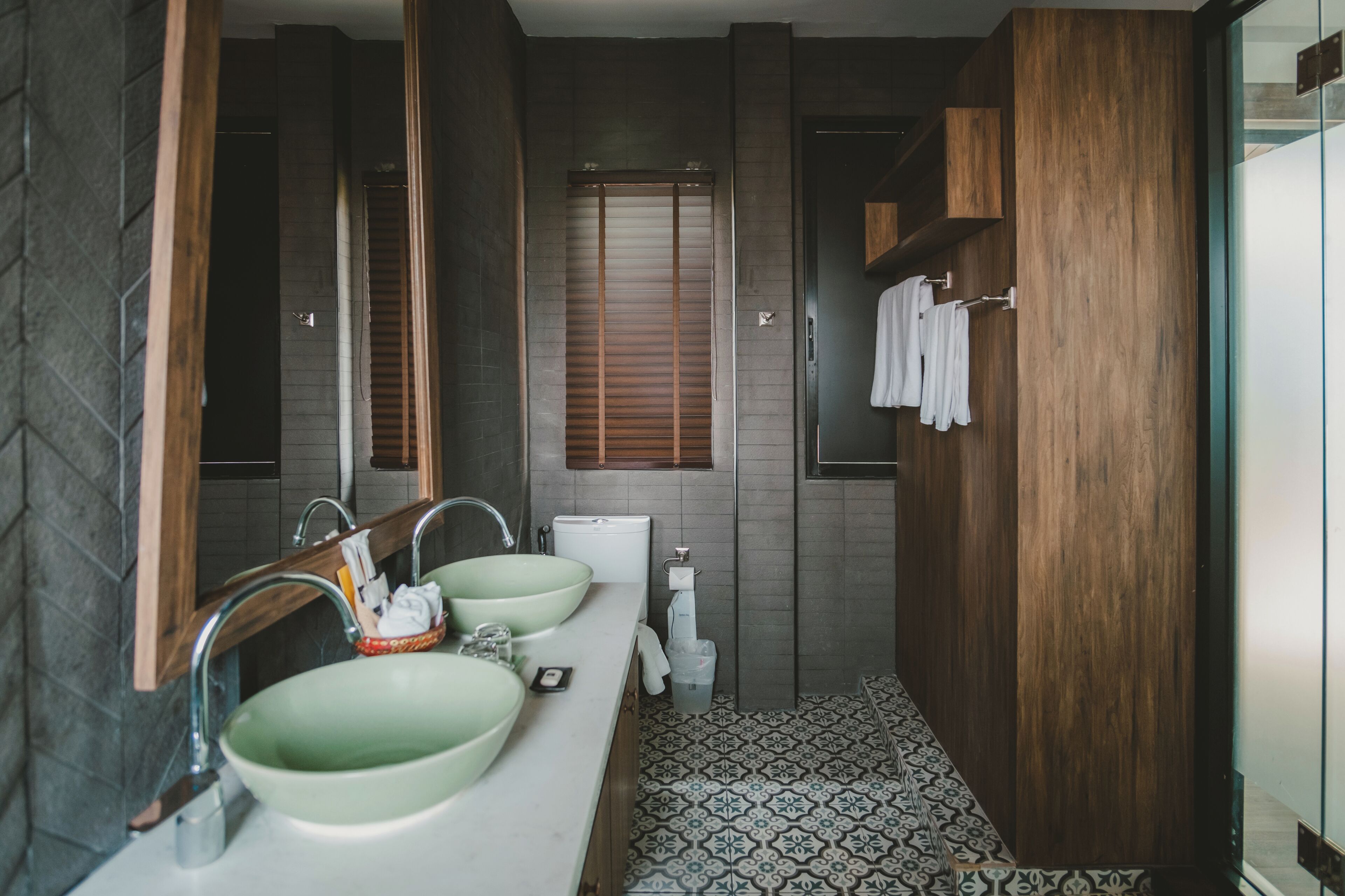 Photo - THEE Kashatharn by TH District