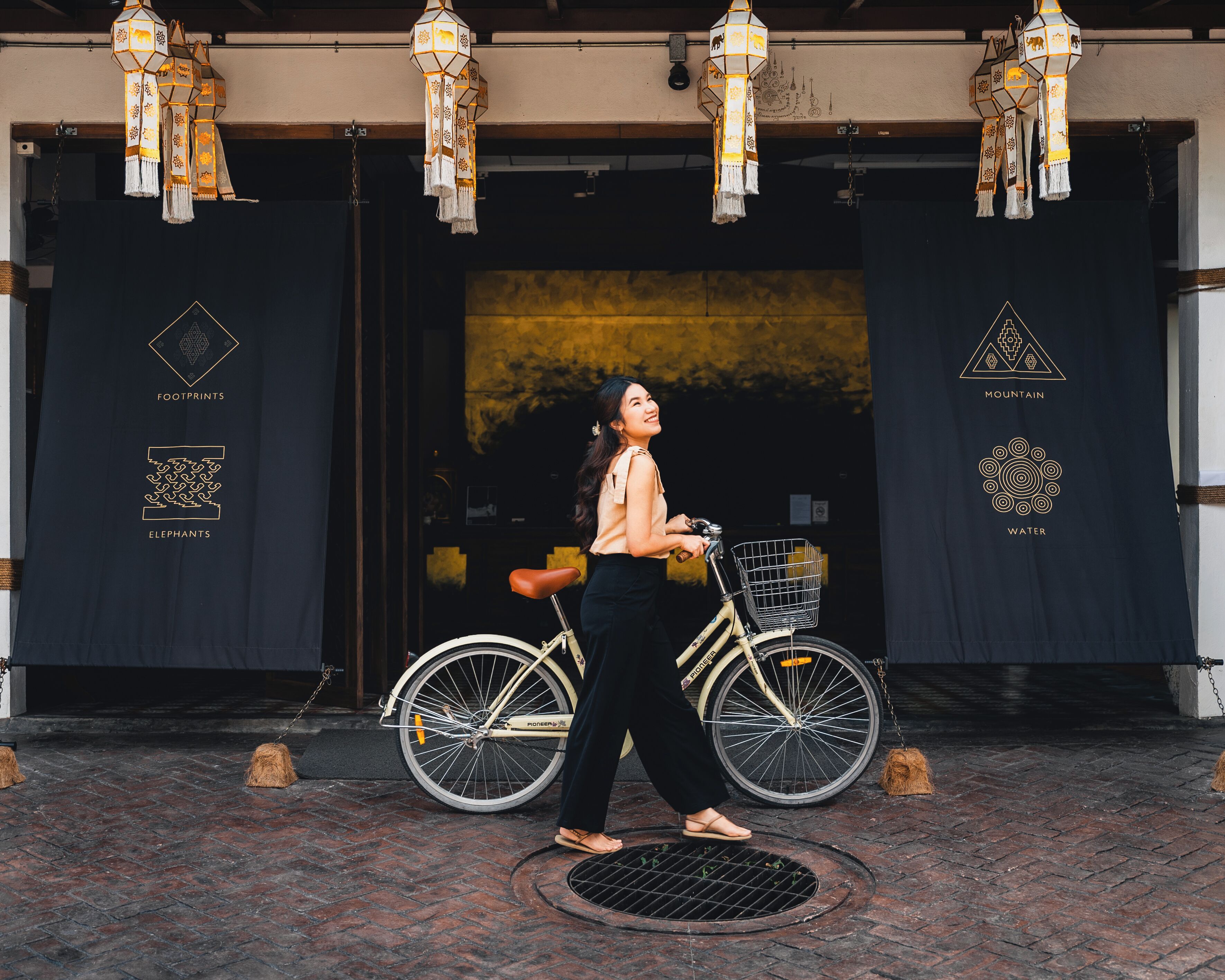 Photo - THEE Kashatharn by TH District