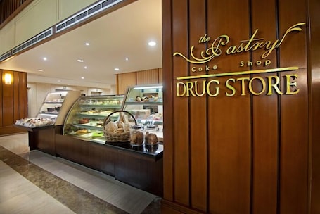 Snack bar