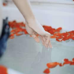 Phòng trị liệu đôi, bồn tắm thủy lực, liệu pháp hương thơm