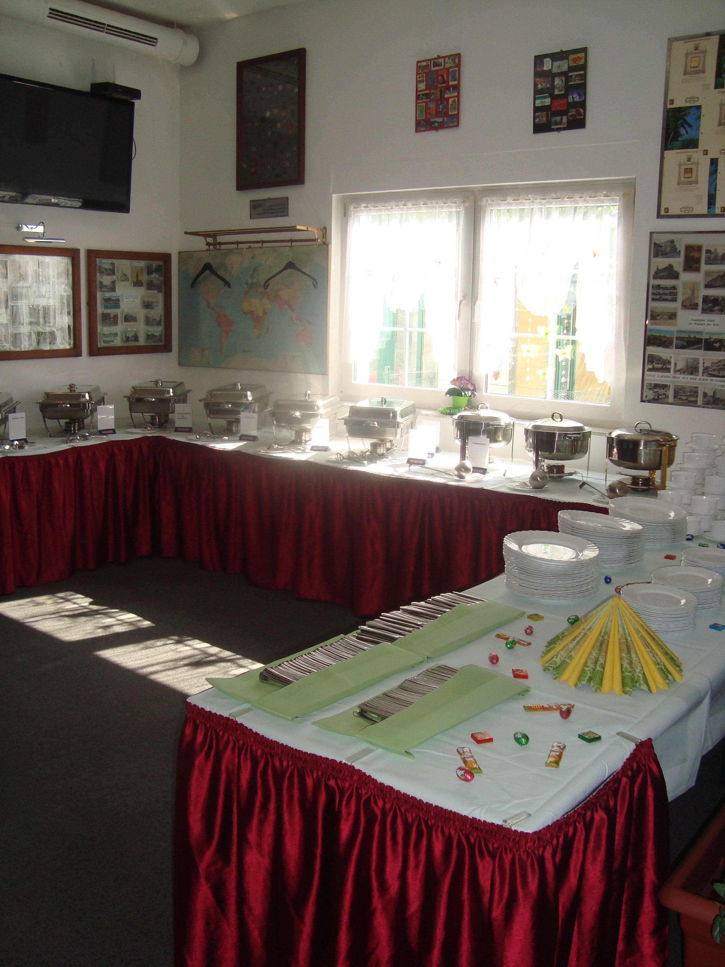 breakfast, dinner served; german cuisine, al fresco dining