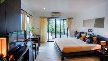 Studio | Individuell dekoriert, Schreibtisch, kostenloses WLAN, Bettwäsche