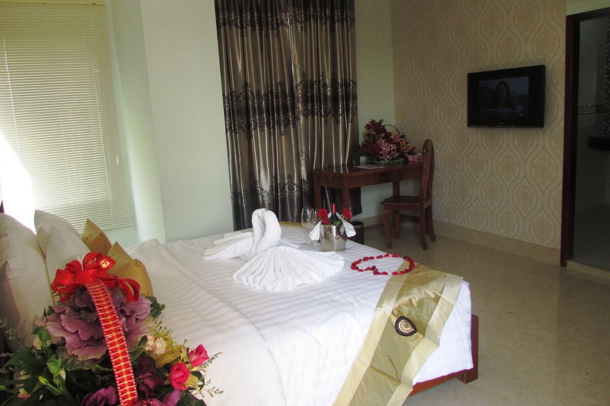 Pillow-top beds, free minibar items, in-room safe