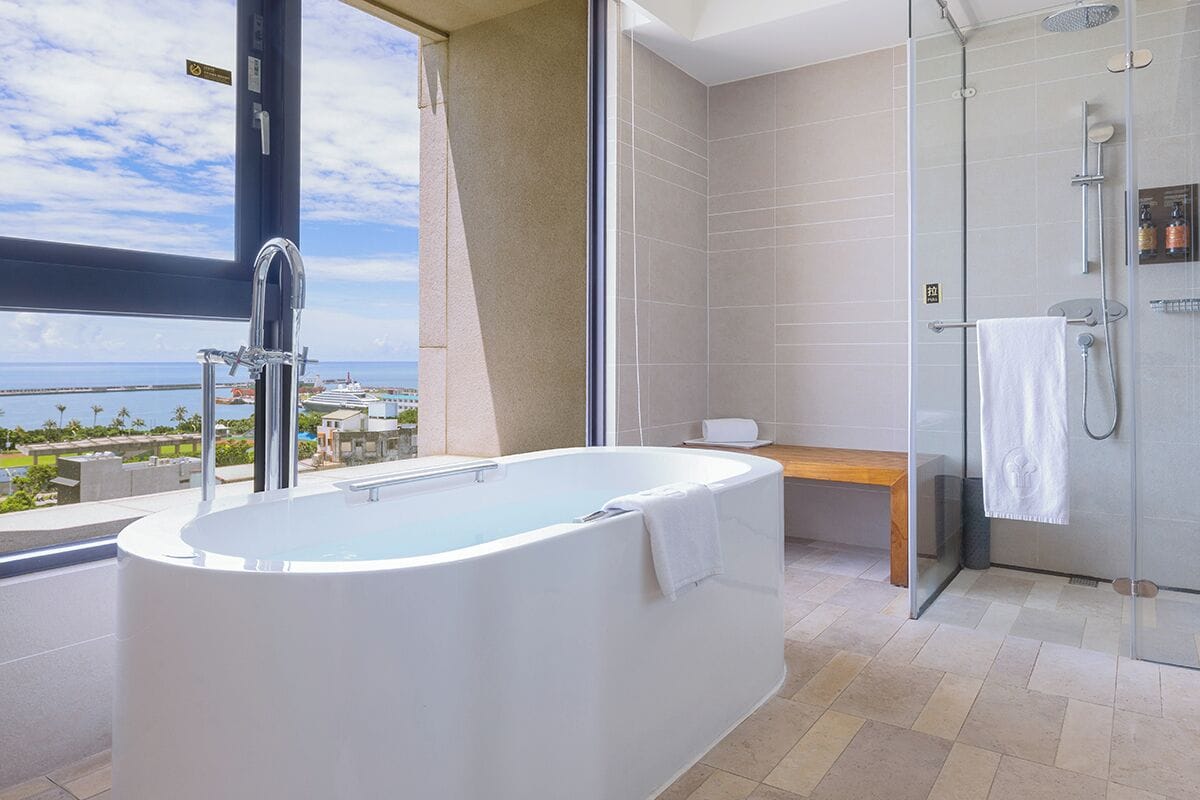 Premier King Room with Ocean View | Bathroom | Separate tub and shower, deep soaking tub, rainfall showerhead