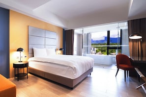 Premier King Room with Mountain View | 1 bedroom, down comforters, desk, laptop workspace