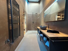 Superior Cottage, 2 Bedrooms, Pool View, Garden Area | Bathroom | Combined shower/tub, hair dryer, bidet, towels