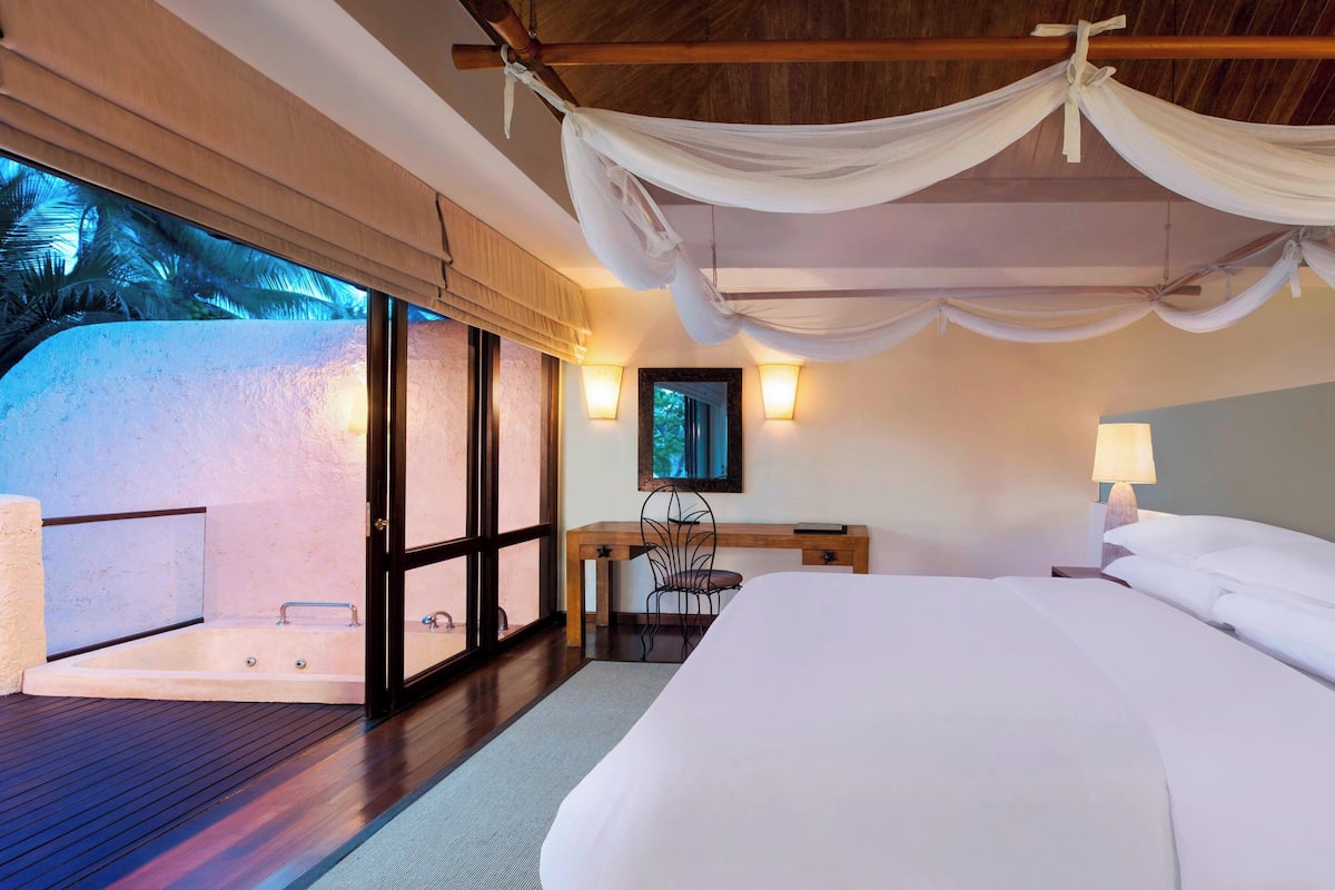 duplex, 1 bedroom, non smoking, balcony | 1 bedroom, down duvets, pillow-top beds, minibar