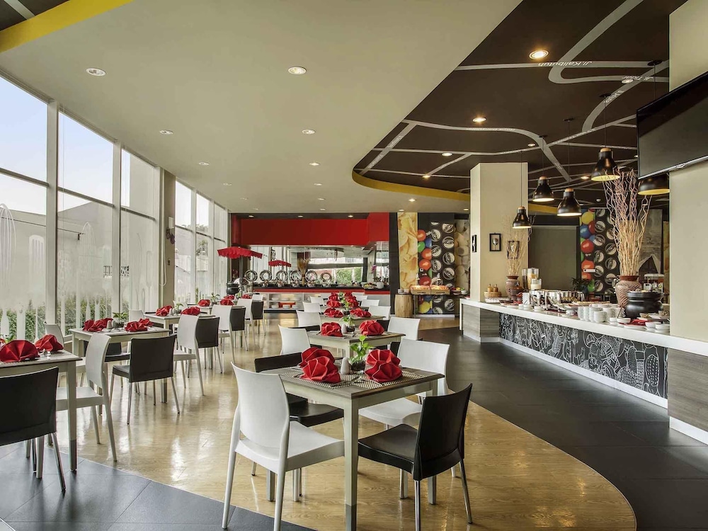 ibis Surabaya City Center by null