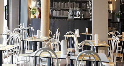 Hotel dei Gonzaga , Mantegna Hotels