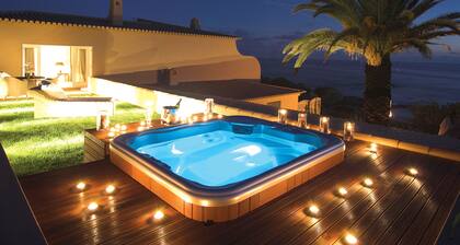 Vila Joya Home, Restaurant & Spa