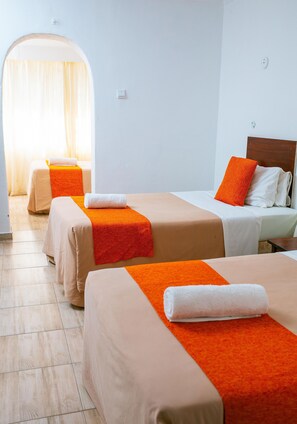 Kamar Triple Ekonomi, 3 Tempat Tidur Twin | 1 kamar tidur dan Wi-Fi gratis