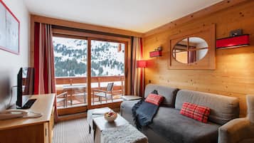 Standardlejlighed - 1 soveværelse (6 People) | Opholdsområde | Tv