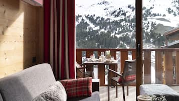 Apartment 4 people - 1 bedroom - Open Mountain View - Sunday | 1 bedroom, iron/ironing board, free cots/infant beds, free WiFi