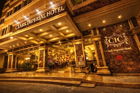 Fachada de la propiedad. Clark Imperial Hotel Angeles City