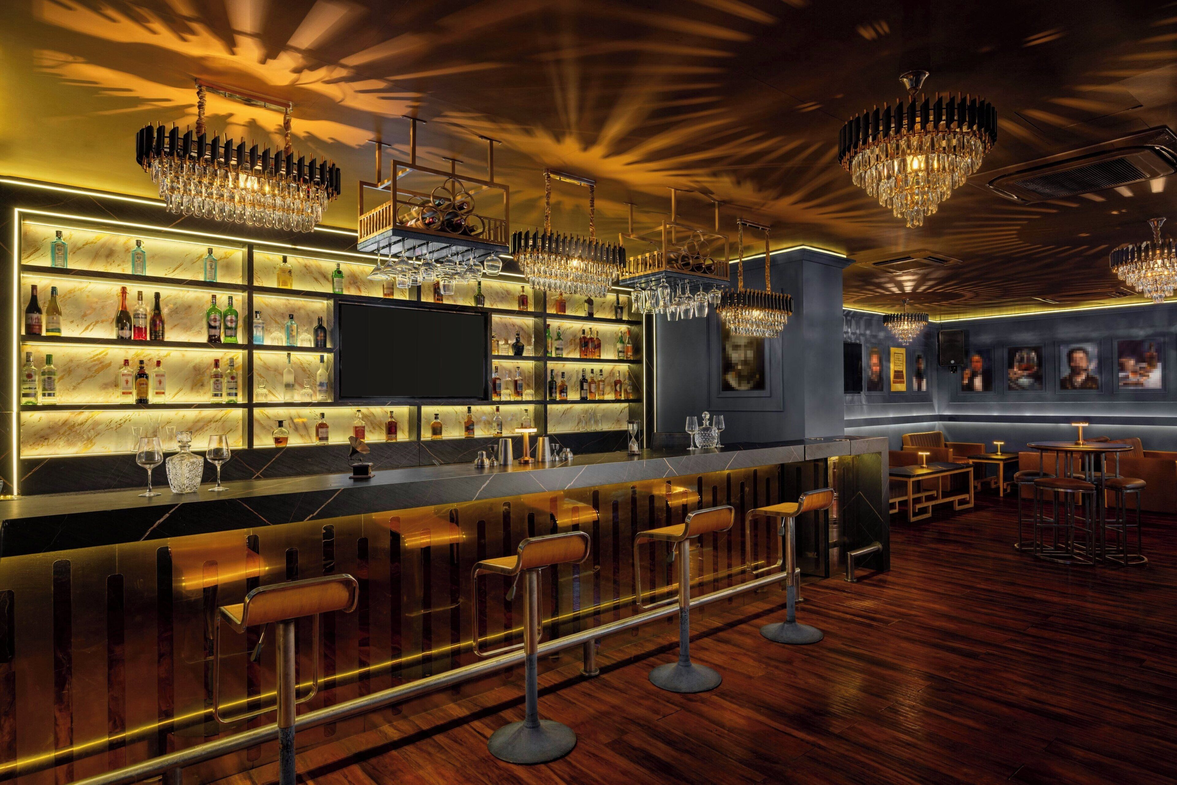 Bar (en la propiedad)