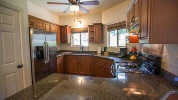 Three Bedroom 2 Baths with Kitchen | Living area | LCD TV