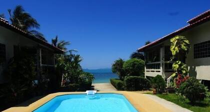 New Sunrise Village Bang Po Beach