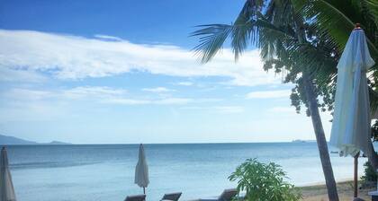 The Cosy Beach Resort